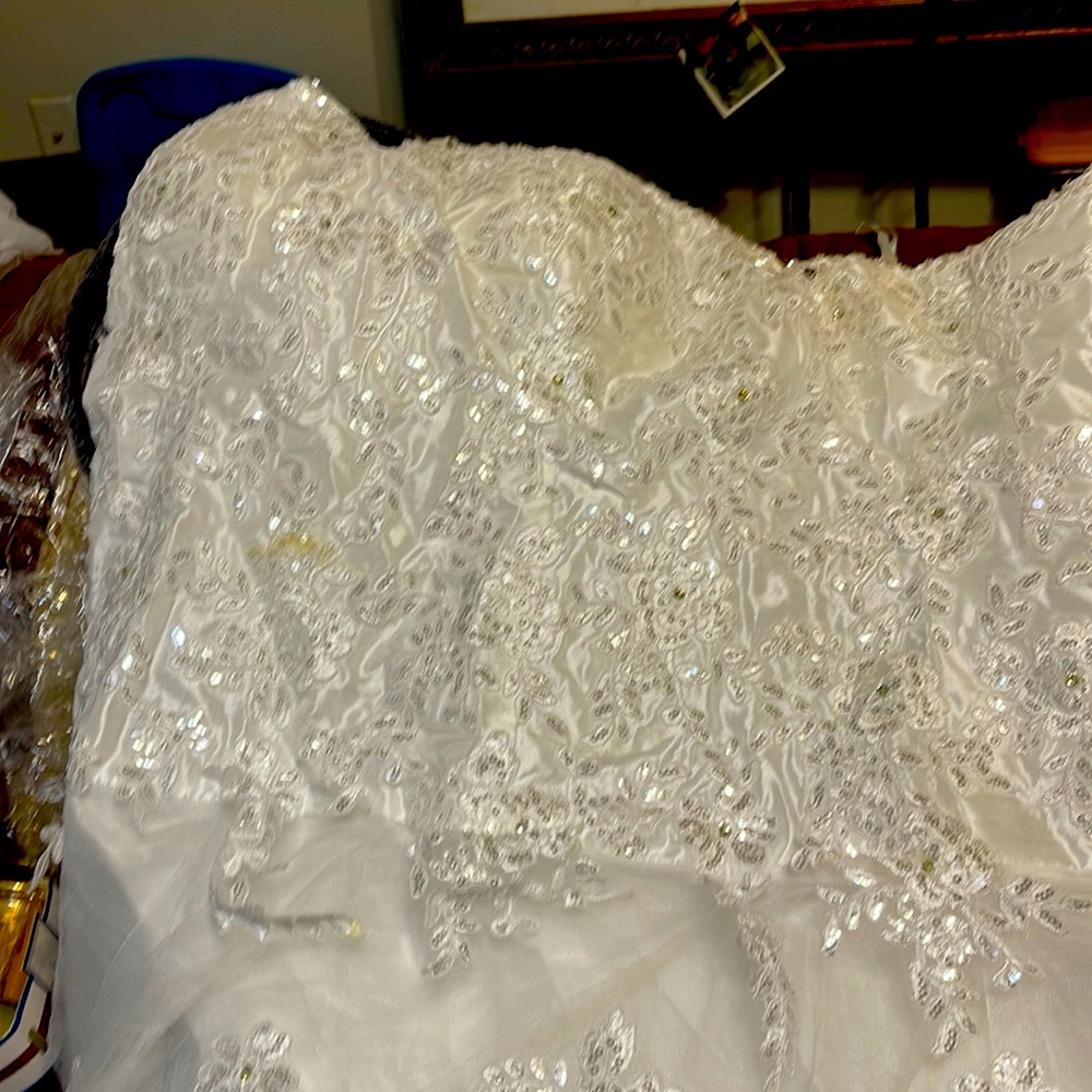 A plus size wedding dress worn once